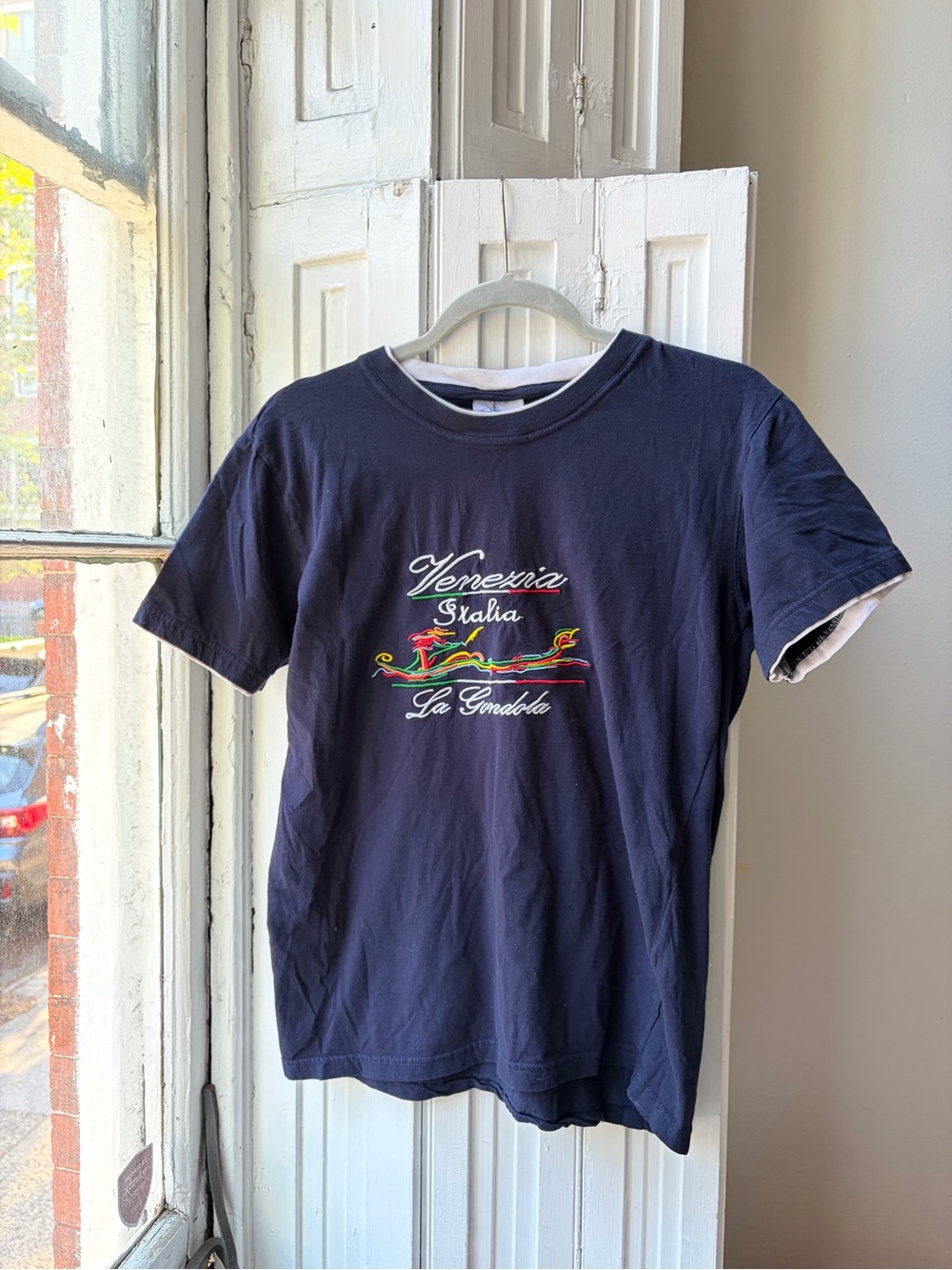 Venezia Italia La Gondola Embroidered Navy Short Sleeve Tee